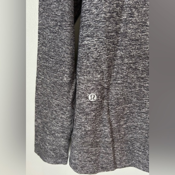 LULULEMON MAKE A MOVE LONG SLEEVE size 6 HEATHERED BLACK TURTLENECK PULLOVER - Picture 5 of 5